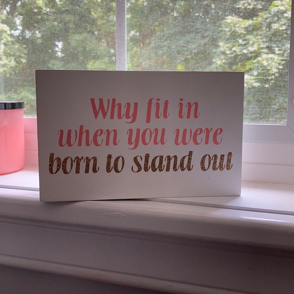 A bedroom sign